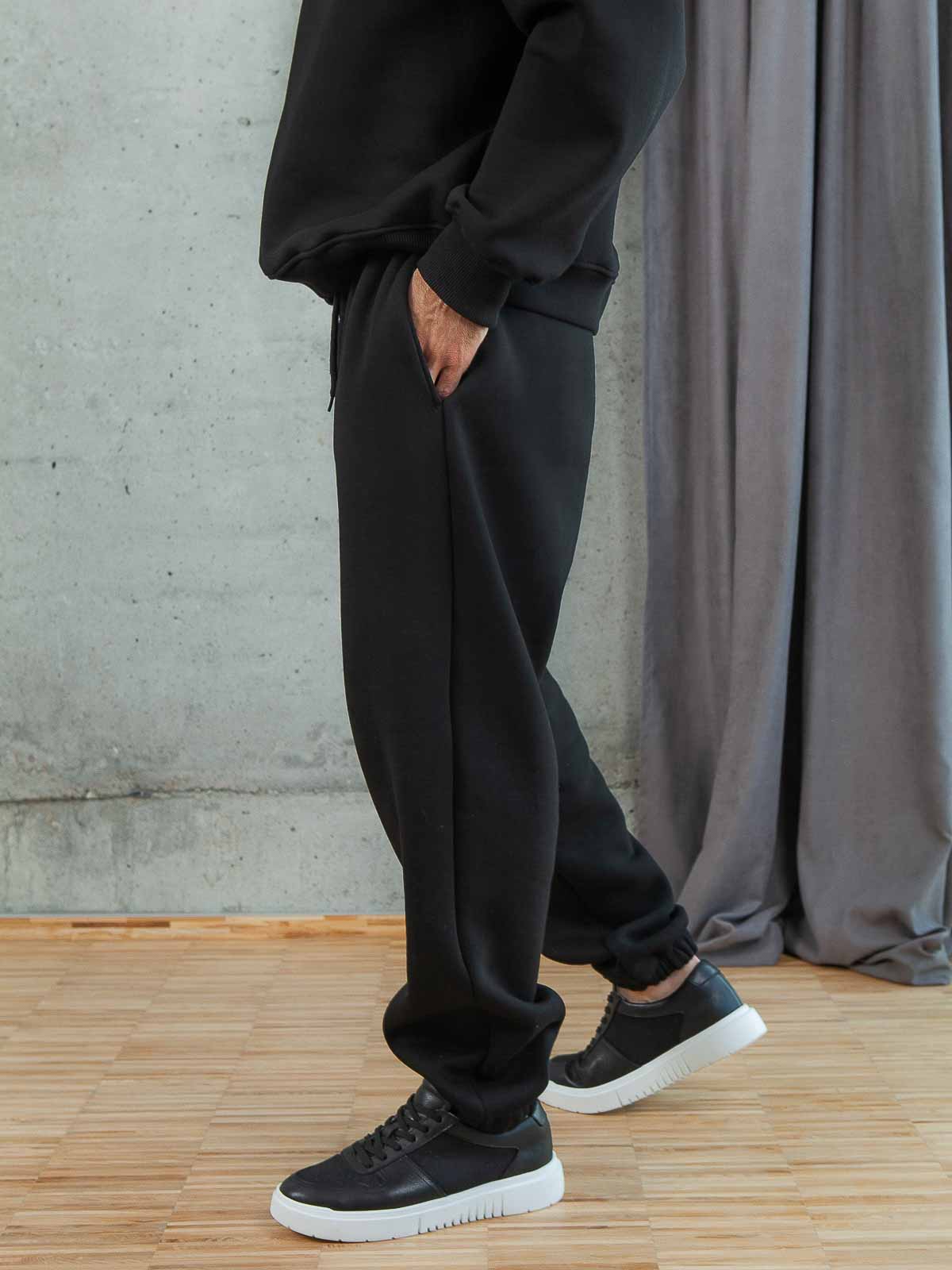 Картинка Чорні штани